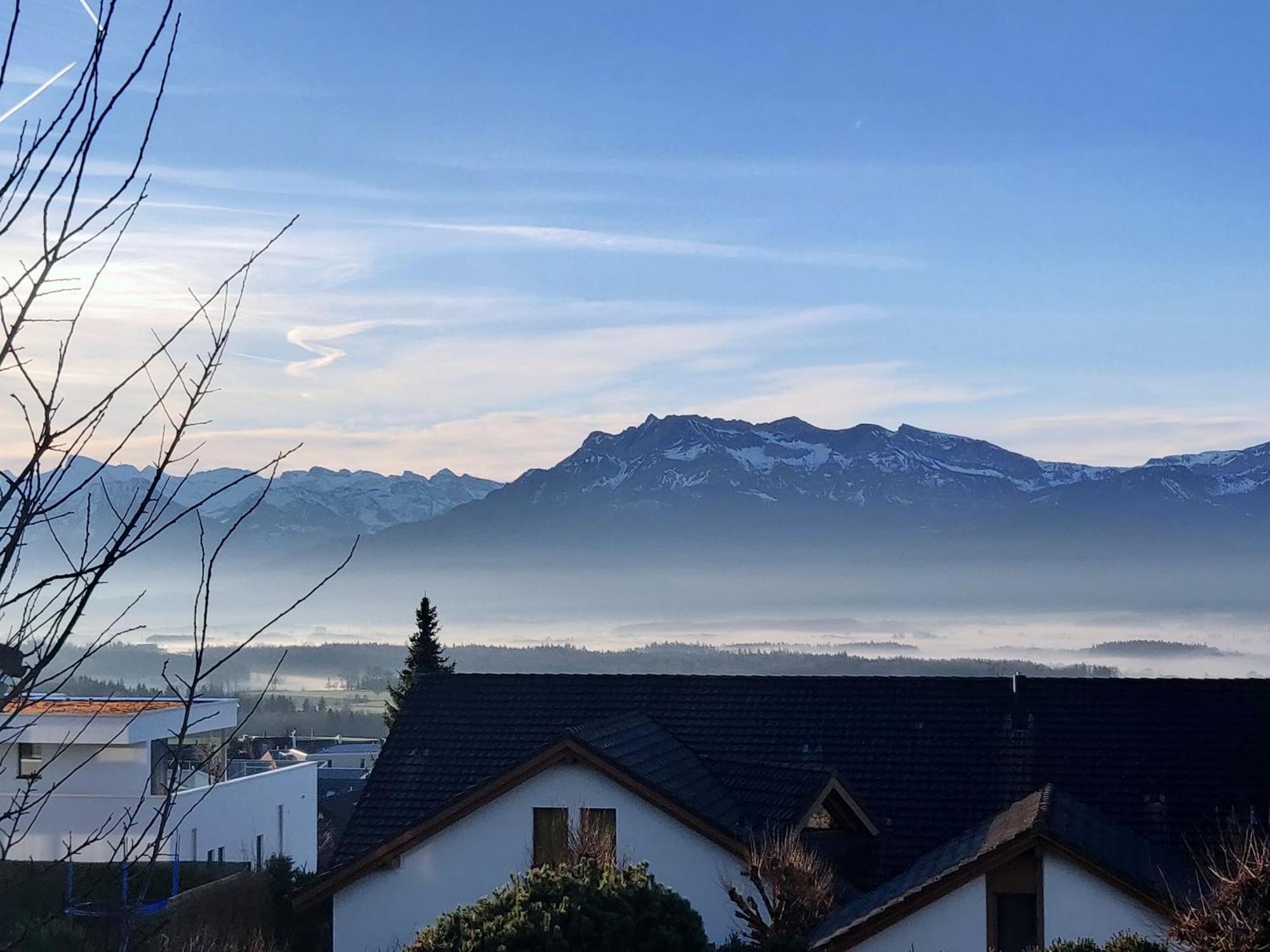 Hillside Homestay Near Luzern By Menbergs Harmony Homestay Hildisrieden 외부 사진